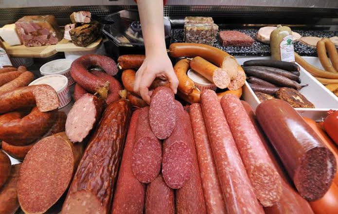 Opt branduri locale controlează 90% din piața produselor din carne din Moldova.
