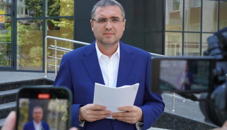 Усатый опротестовал решение ЦИК и призвал выйти на протест.