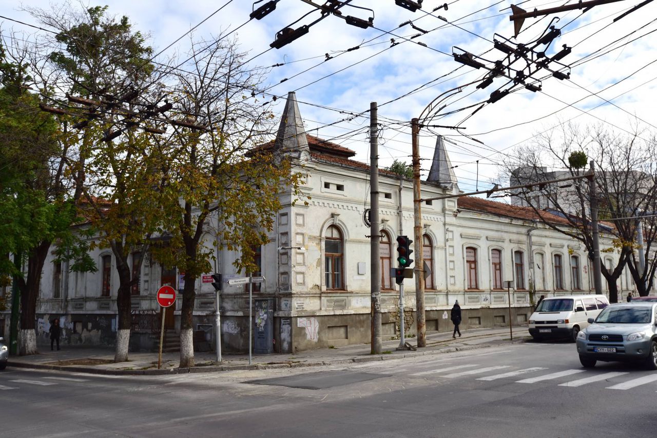 Правительство выкупит особняк в центре Кишинева для музея жертв репрессий.