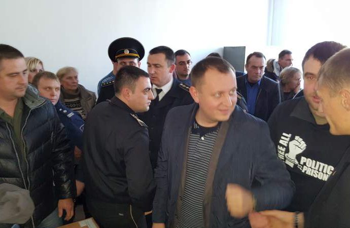 ”Группе Петренко” продлили судебный контроль.