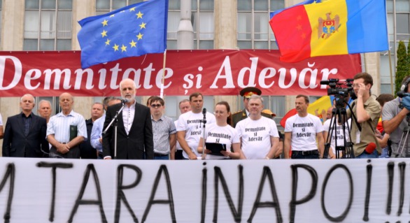 Actuala guvernare începe să acționeze la fel ca și în aprilie 2009.