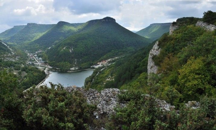 Отмечается, что при изучении истории пребывания молдаван в Крыму был установлен факт связи молдаван с Крымским полуостровом.
