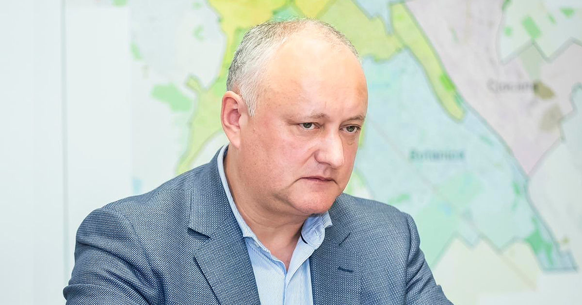 Додон: Мне угрожают компроматом.