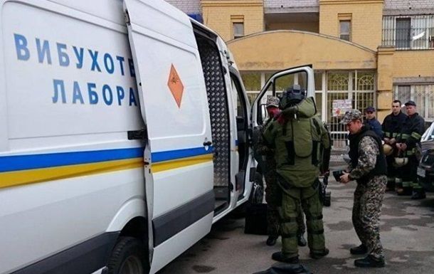 В Кривом Роге "заминировали" дом родителей Зеленского.