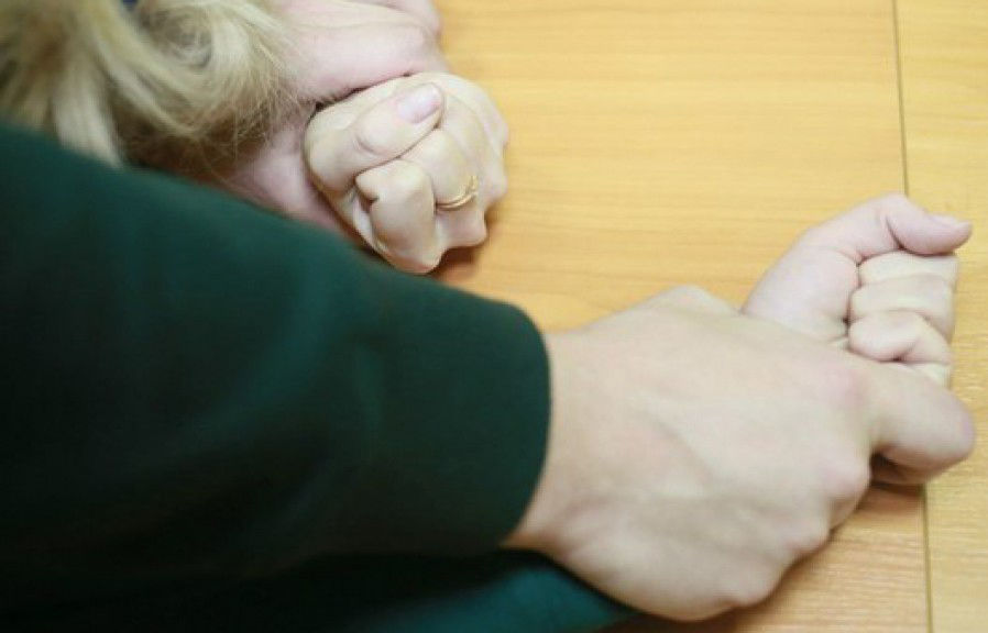 В Испании румын получил 112 лет тюрьмы за изнасилование и беременность двух дочерей.