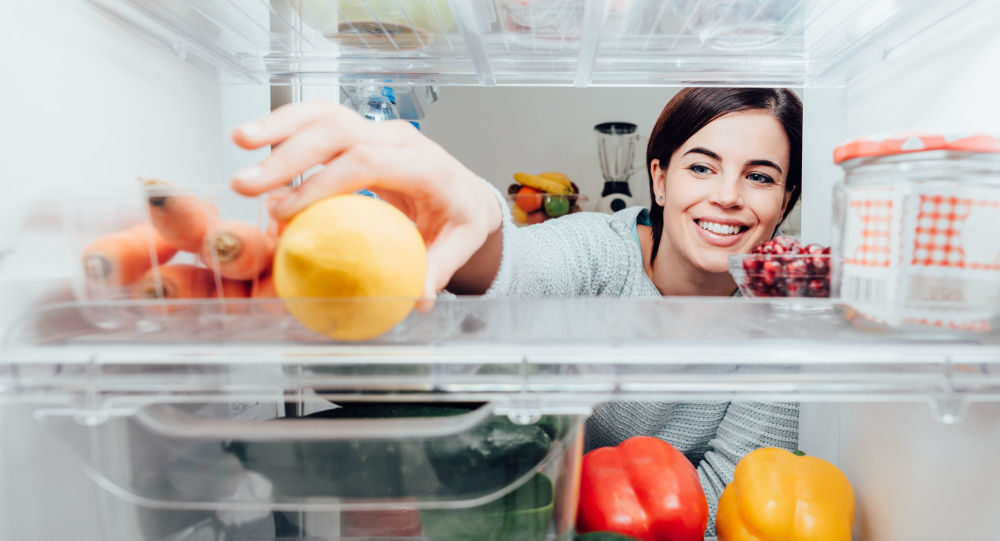 Названы продукты, которые нельзя хранить в холодильнике.
