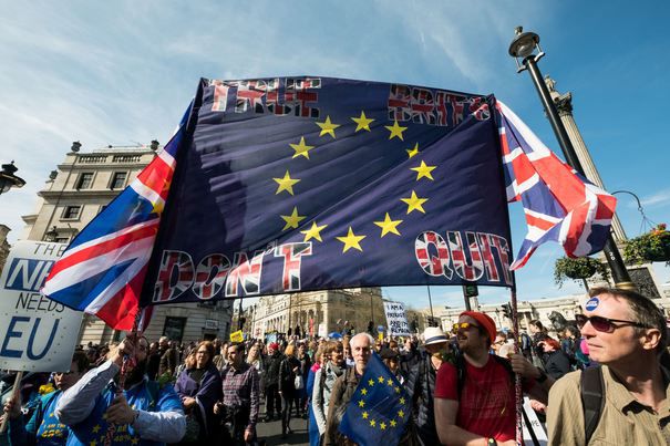 Directorul companiei Goldman Sachs cere un al doilea referendum pentru Brexit. 