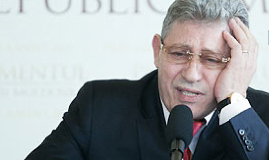 Mihai Ghimpu, regretă că l-a promovat în politică pe actualul ministru al Apărării, Vitalie Marinuţa. 