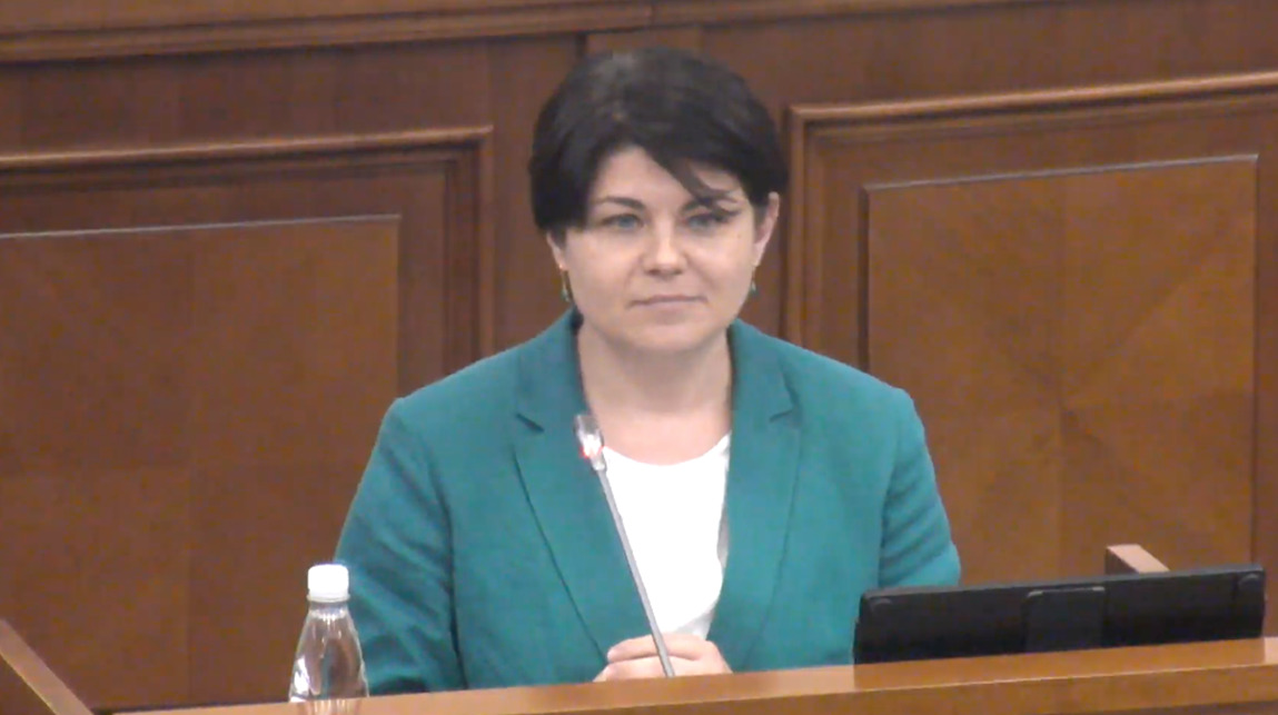Наталья Гаврилица попросит вотум доверия своему кабмину 11 февраля.