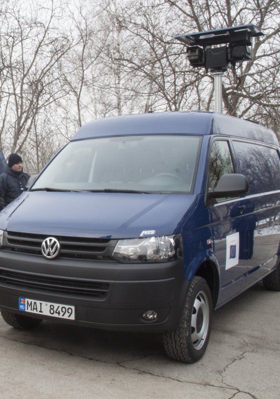 Patru bărbăți porniți spre Ucraina, reținuți la frontieră. 
