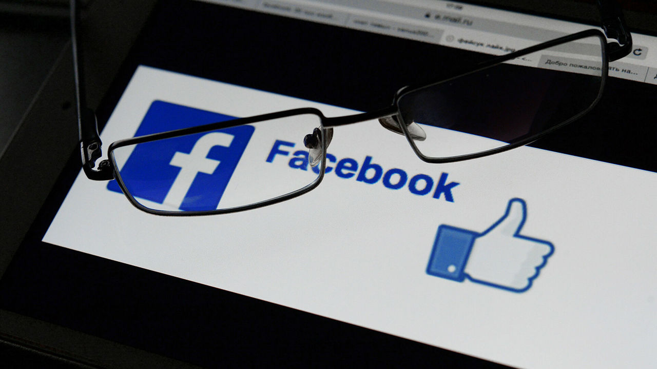 Facebook добавит функции Messenger в Instagram.