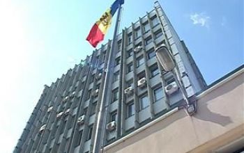 Caracterul politicii monetare continuă să fie influenţat de vulnerabilitatea macroeconomică externă