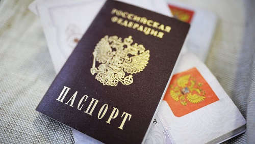 Принятый в России новый закон о втором паспорте всполошил тысячи молдаван, имеющих двойное гражданство.