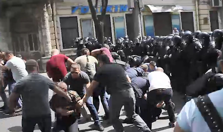 Ранее митрополия выступила против проведения ЛГБТ-марша в Кишинёве.