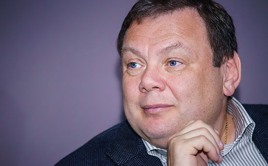 Фридман не хочет, чтобы его дети стали объектами внимания людей, преследующих неблаговидные цели.