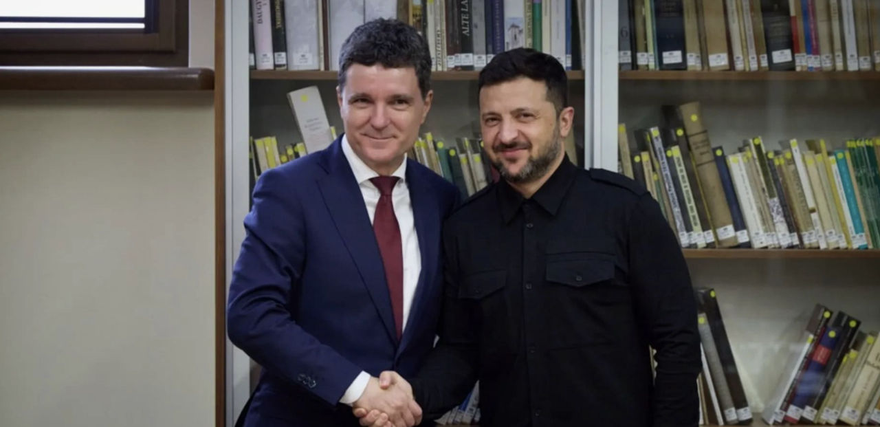 Zelenski: Construim cu România două noi linii pentru livrarea energiei electrice.