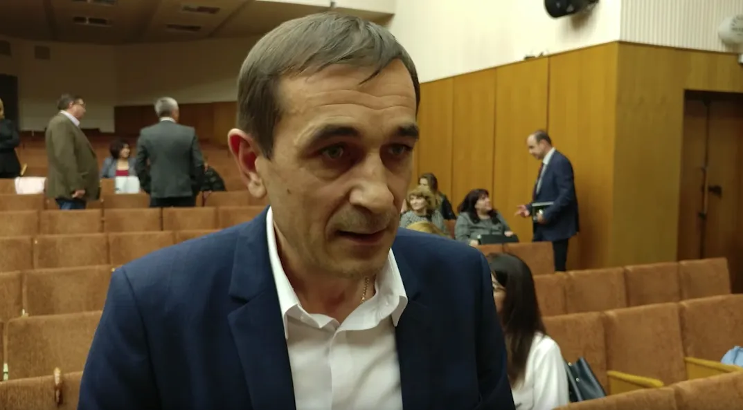 Cудья, занимавшийся делами Шора и Филата, ушел в отставку.