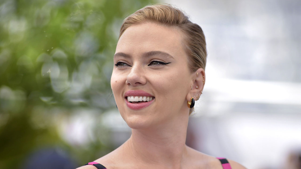 Scarlett Johansson a devenit actrița cu cele mai mari încasări de la Hollywood.