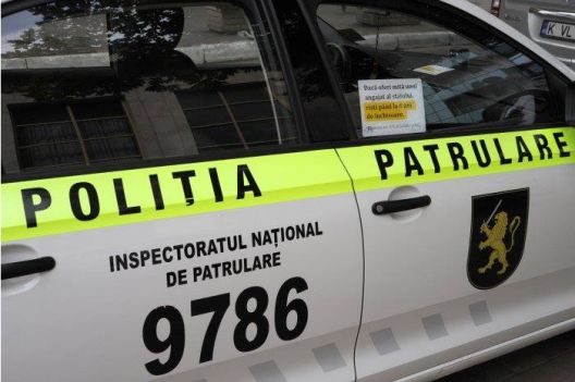 Minciuna unui şofer din Donduşeni i-a adus soţiei o amendă. Foto: igp.gov.md