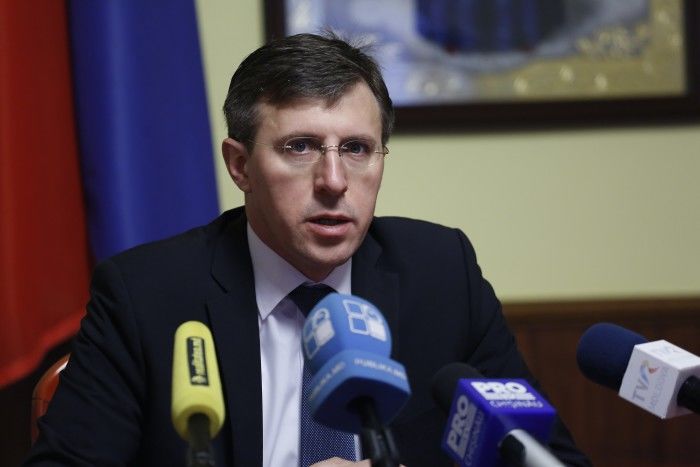 Primarul orașului Chișinău Dorin Chirtoacă susține că până a-și ocupa postul a avut vreo zece mașini.  