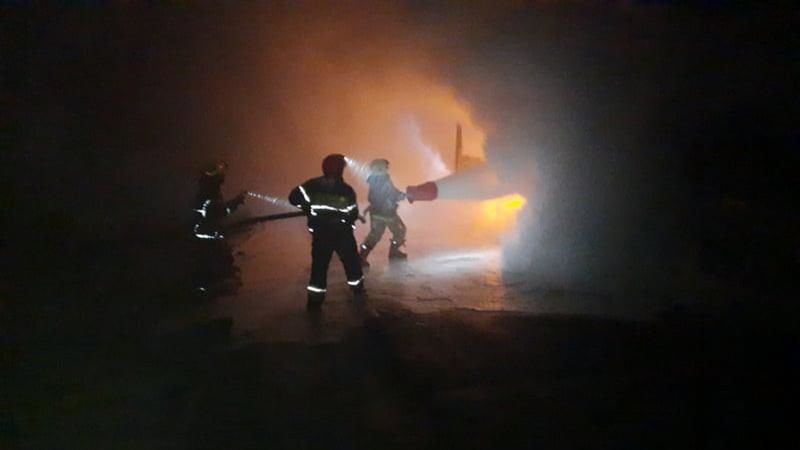 На трассе М3 загорелась автоцистерна с 26 тоннами топлива.