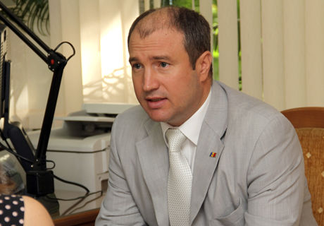 Виктор Барбэнягрэ будет заслушан по делу о банковском мошенничестве.
