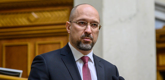 Премьер-министр Украины рассказал о полумиллионе безработных в стране.
