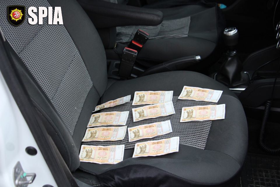 Попытка подкупа полицейских может обернуться тюрьмой для водителя.