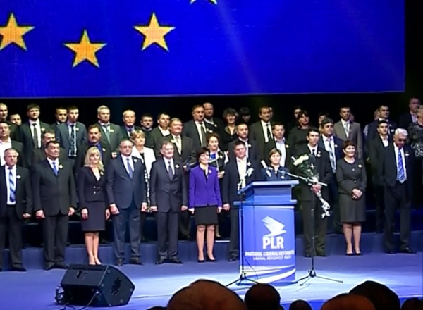 Liberalii reformatori s-au lansat astazi in campanie electorala. PLR vine cu un slogan impotriva oligarhilor.