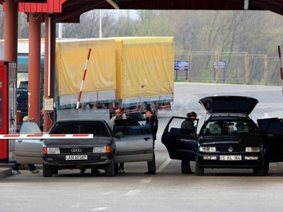 Vameşii din Republica Moldova au salarii prea mici şi din această cauză sunt nevoiţi să ia mită. 