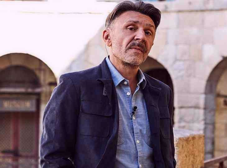 Стало известно, сколько Сергей Шнуров зарабатывает на рекламе.