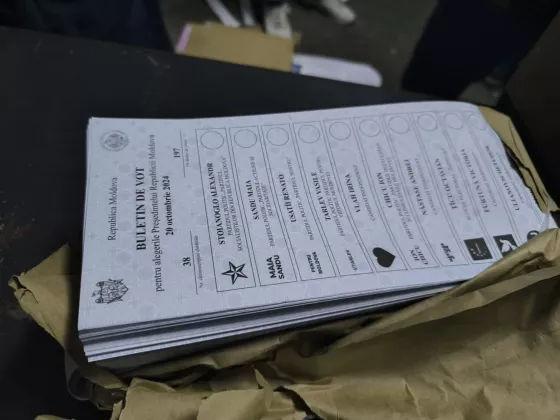 Buletinele de vot pentru alegeri și referendum sunt disponibile în Moldova în șase limbi.