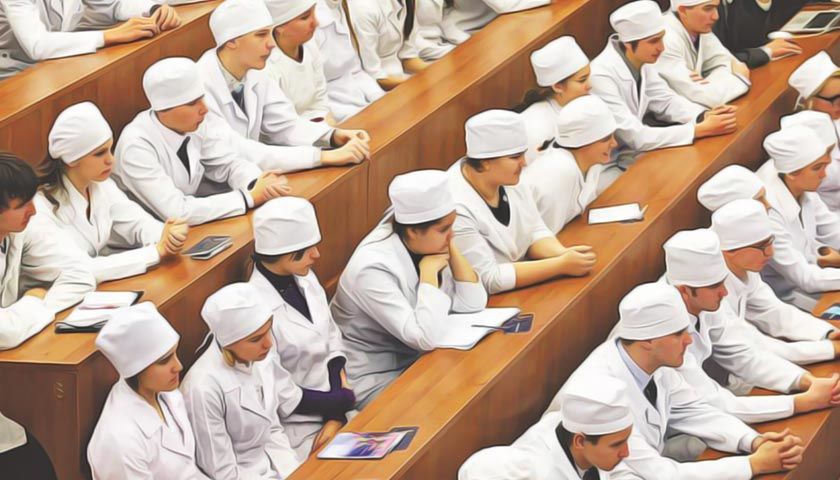 Увеличилось число желающих поступить в медуниверситет.
