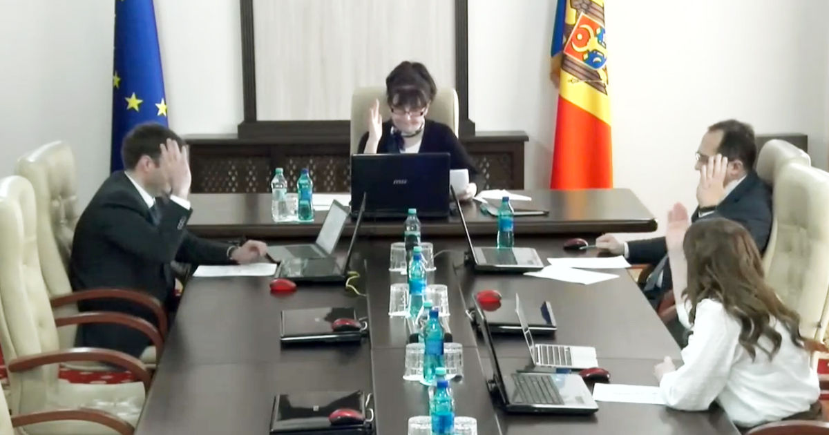 ВСМ проголосовал за предоставление премий к Пасхе двум судьям.