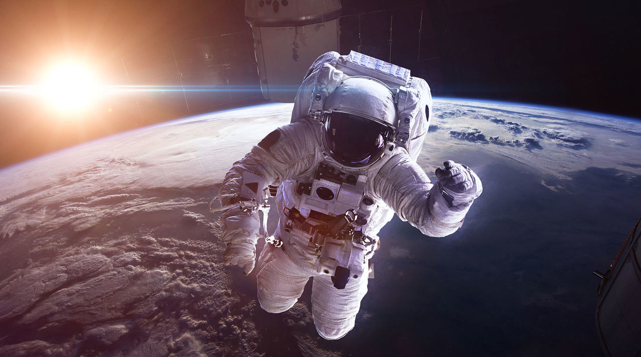 NASA разрабатывает программу полетов на коммерческих суборбитальных космических кораблях.