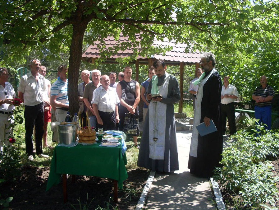  La slujba de sfințire a participat întreg colectivul parcului, rugându-se pentru sănătate și reușite atât pe plan profesional cât și personal