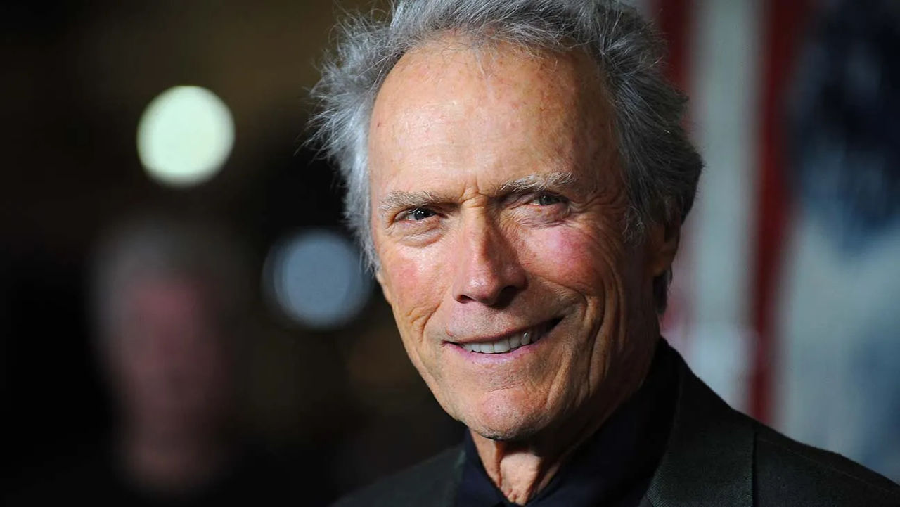 Clint Eastwood a îndemnat Hollywood-ul să nu mai fie obsedat de remake-uri.