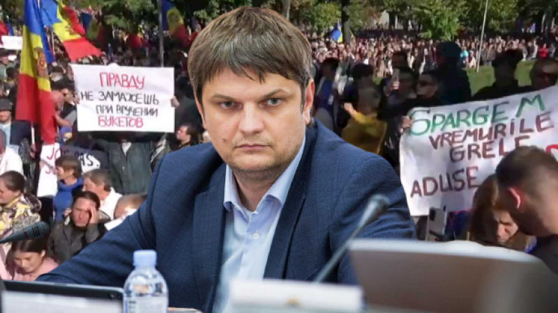 Вице-премьер Андрей Спыну прокомментировал в соцсетях сегодняшний протест в центре Кишинева.