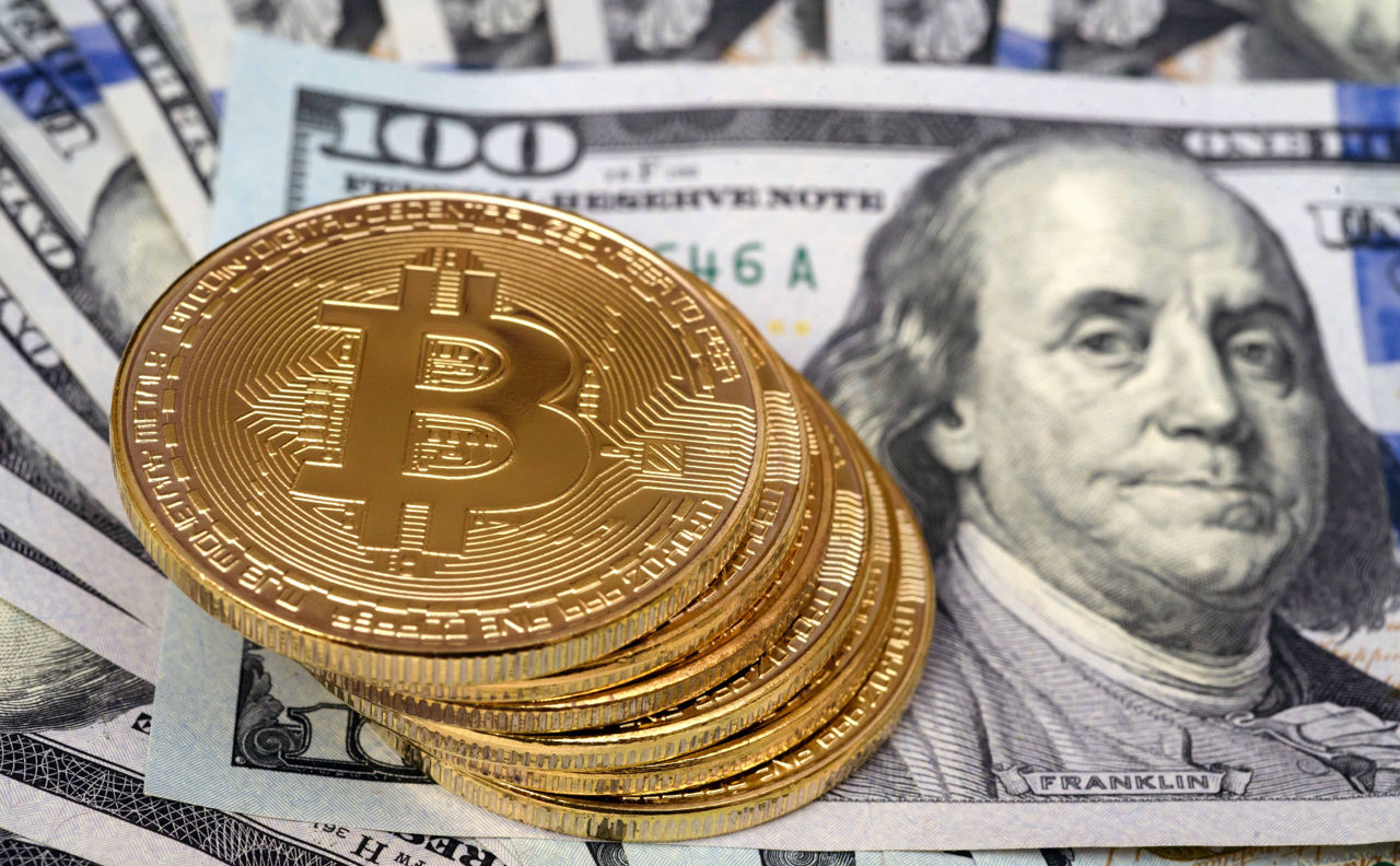 Курс биткоина превысил отметку $28 тыс. впервые с конца августа.