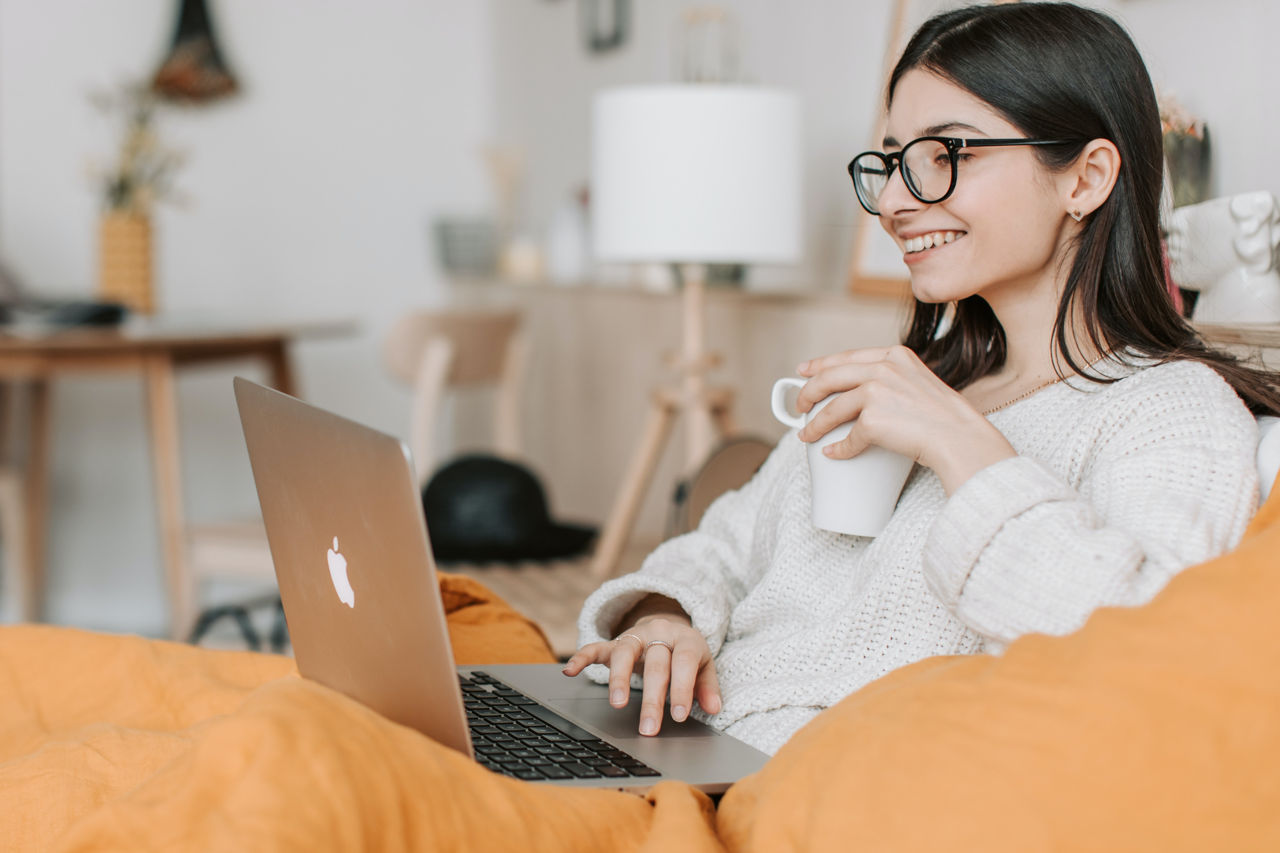 Veniturile freelancerilor în aprilie au crescut cu 15,3%.