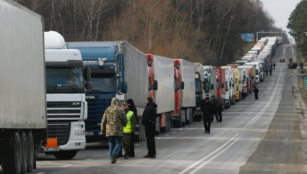 Причины задержек транзитных грузов в половине случаев не объясняются.