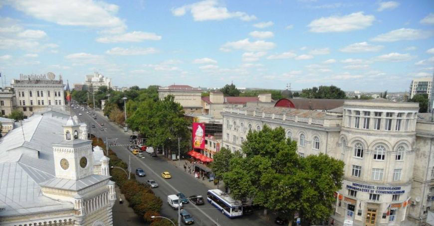 В выходные дни на нескольких улицах Кишинева приостановят движение транспорта.
