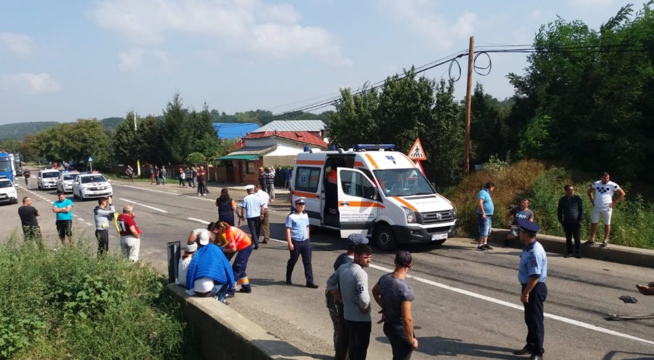Микроавтобус из РМ попал в аварию в Яссах: 11 пострадавших.