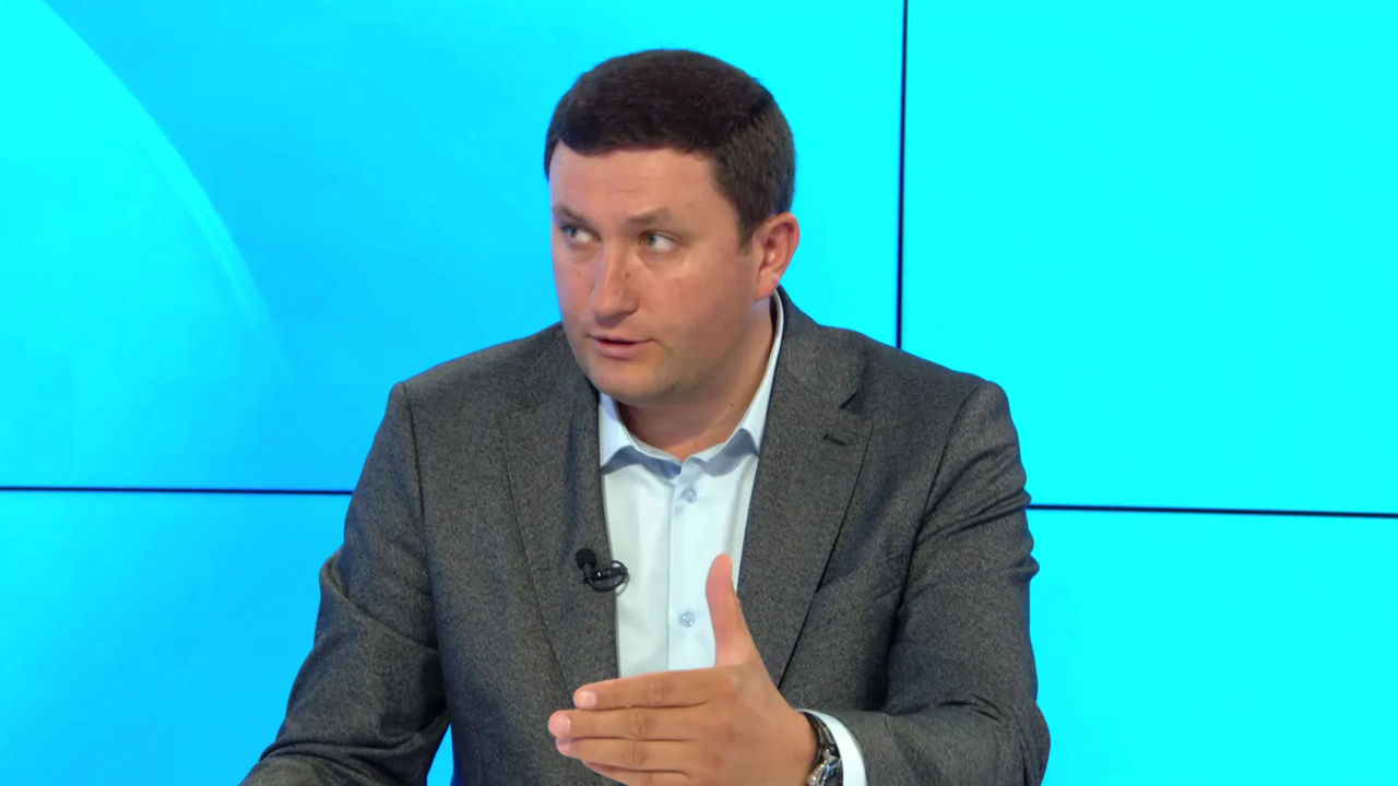 Односталко: Сегодня не надо убеждать людей выйти на протесты.