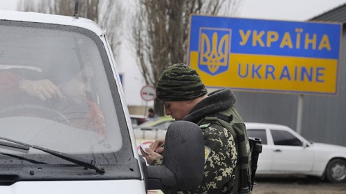 Усиление пограничного контроля на въезде в страну ждет лишь "отдельные категории лиц".