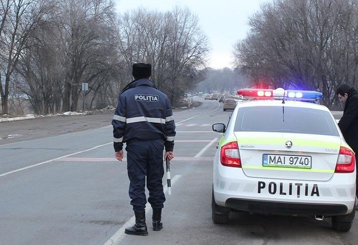 În perioada 23 decembrie – 15 ianuarie, toate subdiviziunile MAI-ului, în special poliția, carabinierii, poliția de frontieră, pompierii și salvatorii, vor activa în regim de alertă.