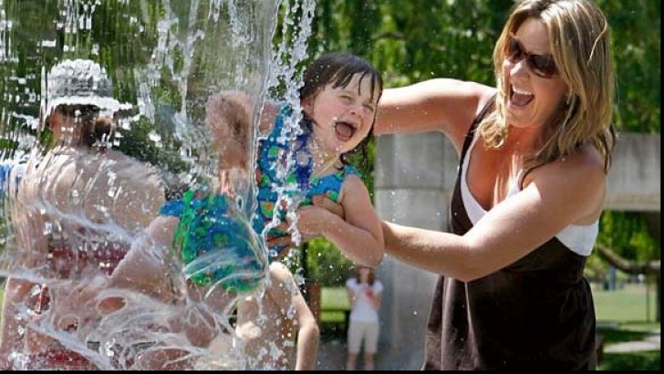 În prima jumătate a zilei temperatura maximă a aerului va înregistra valori de până la 38 de grade Celsius. 