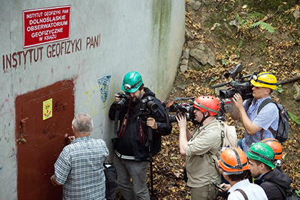 По словам военных экспертов, расчистить лес необходимо.