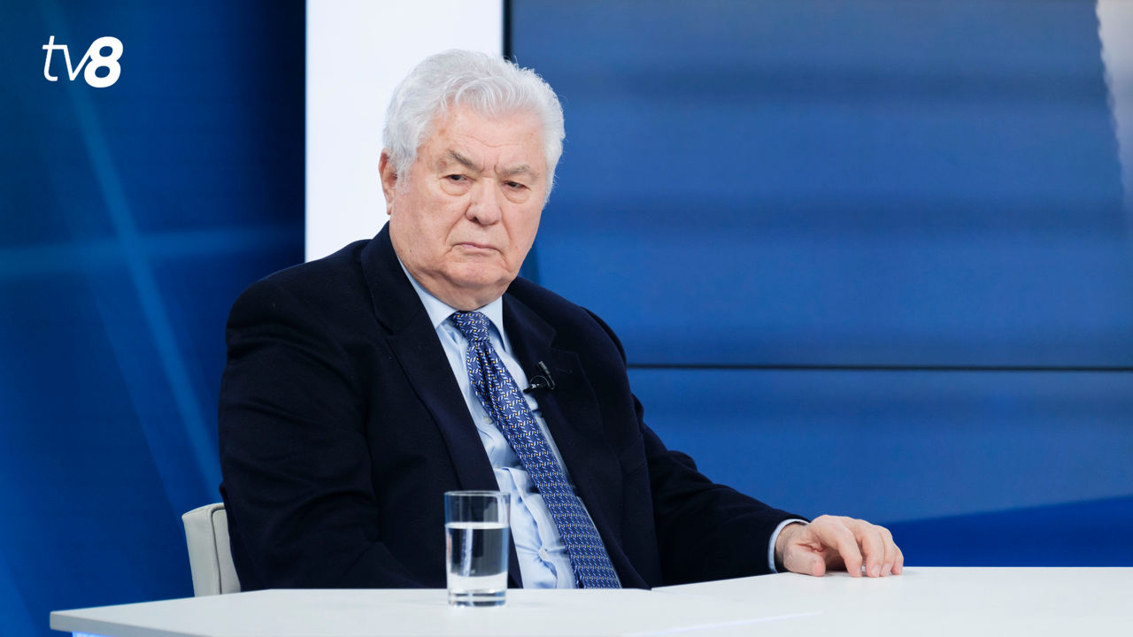 Инициативу БКС о вотуме недоверия правительству Речана рассмотрят после отпуска депутатов. Фото: tv8.md