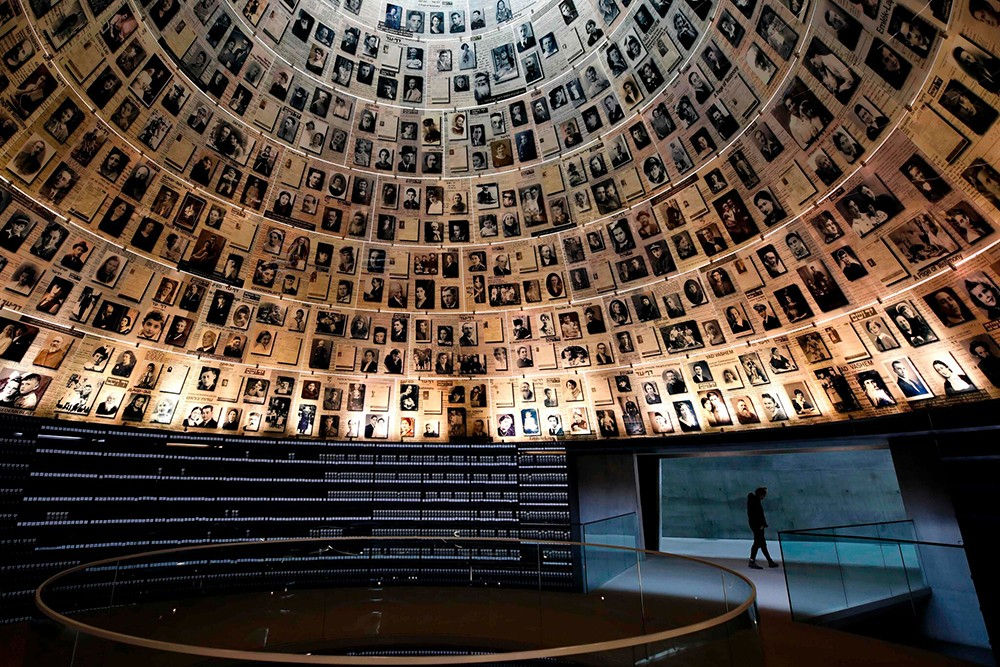 Cercetătorii israelieni au identificat numele a cinci milioane de victime ale Holocaustului.